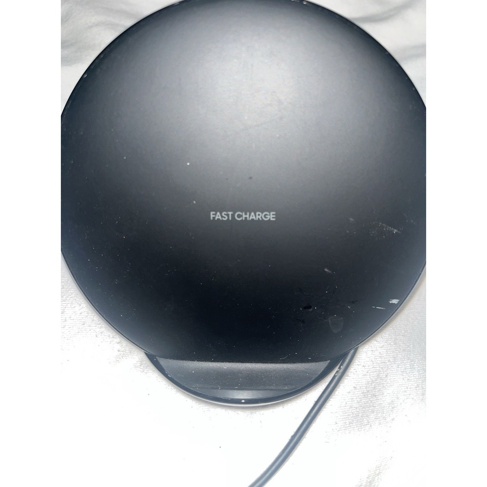 Samsung Fast Charge Wireless Charger Stand EP-N5100 Qi Charging Pad